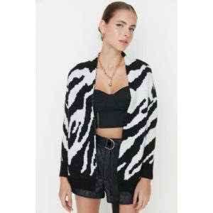 Trendyol Black Zebra Jacquard Knitwear
