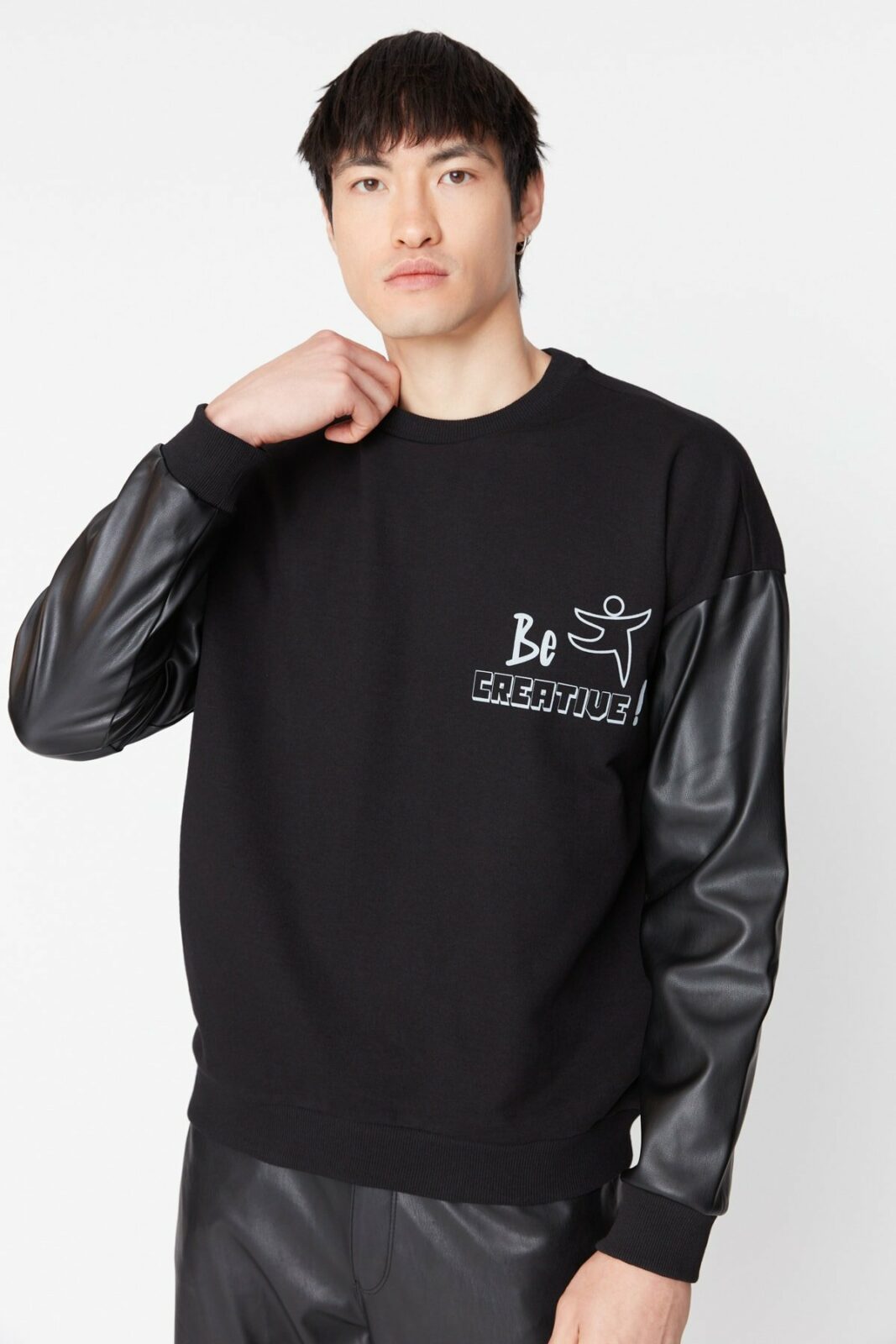 Trendyol Sweatshirt - Black