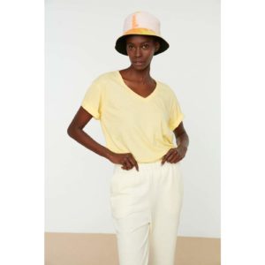 Trendyol Yellow 100% Cotton Single Jersey V-Neck Boyfriend