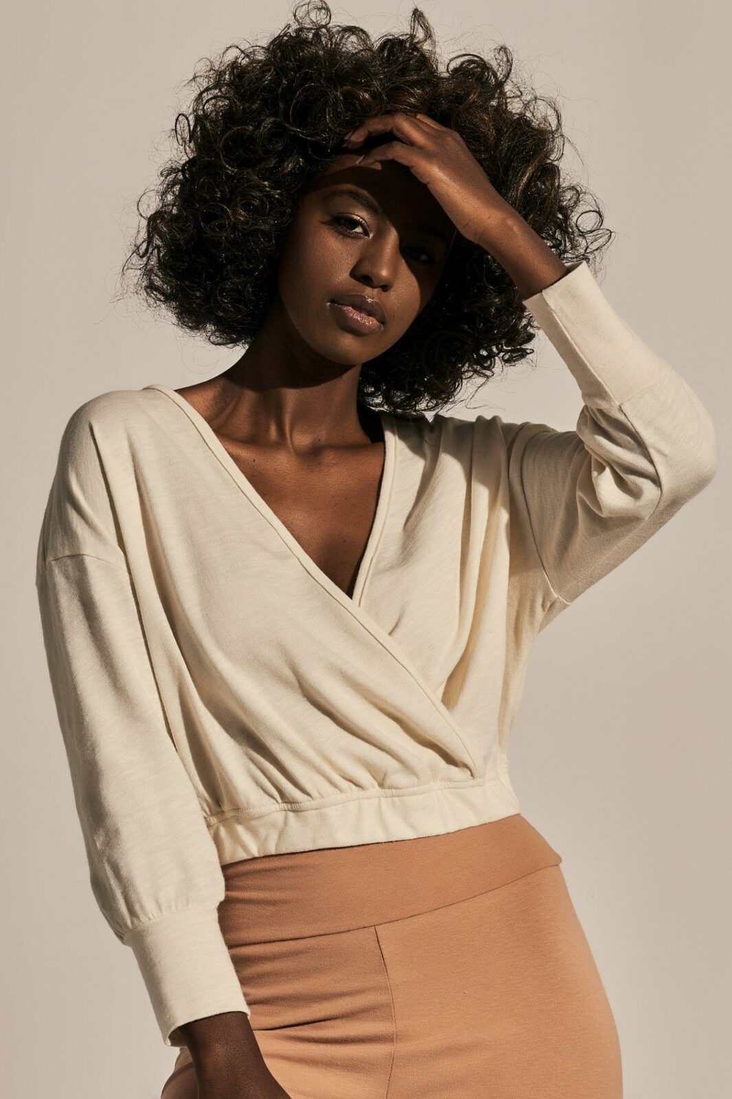 Ecru blouse made of organic cotton