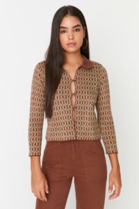 Trendyol Brown Patterned Crop Knitwear