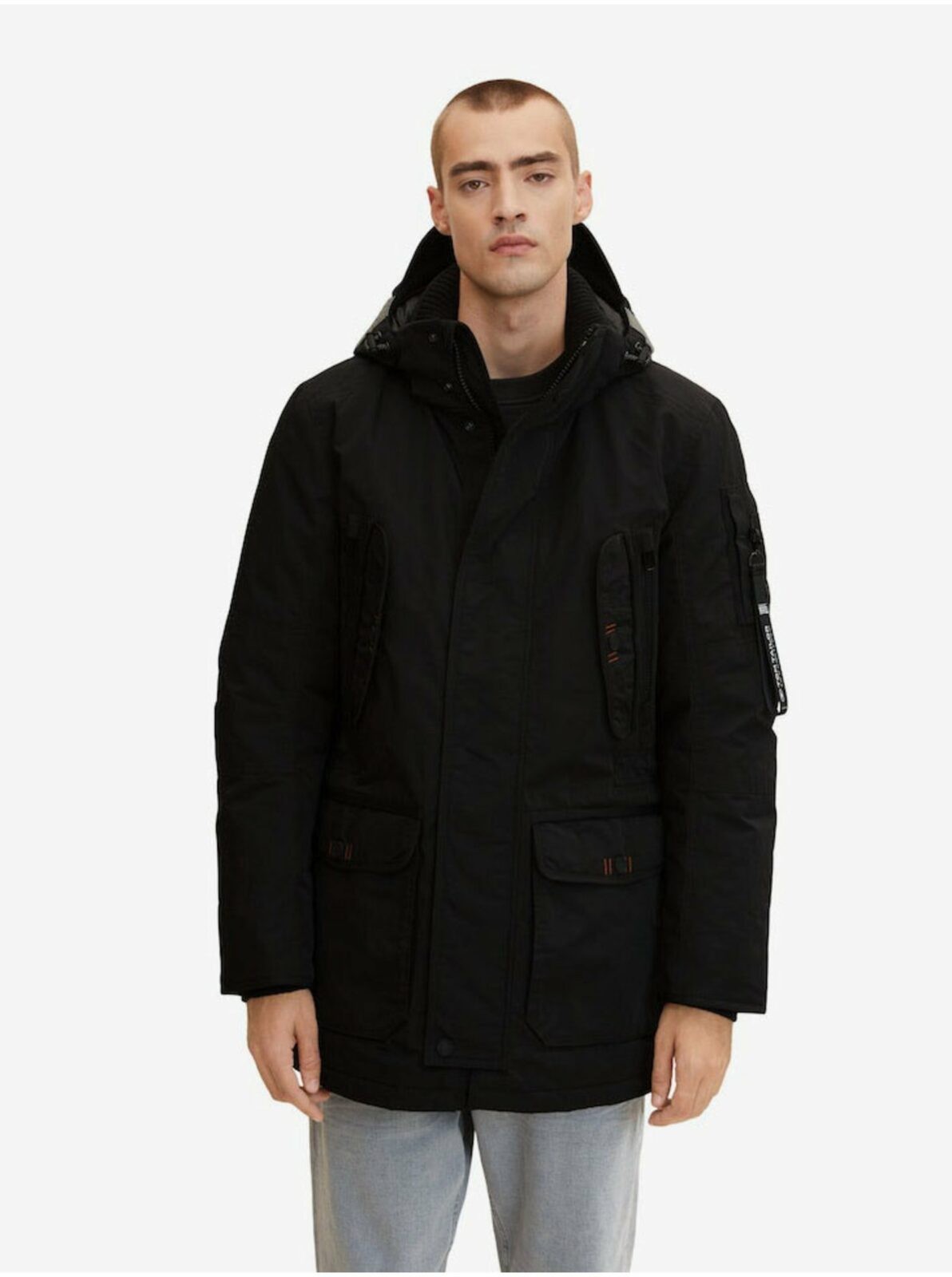 Černá pánská zimní bunda s kapucí