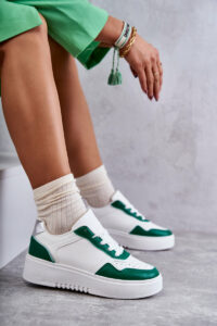 Women's Low Sport Shoes On The Platform
