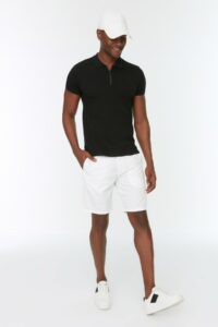 Trendyol Shorts - White -