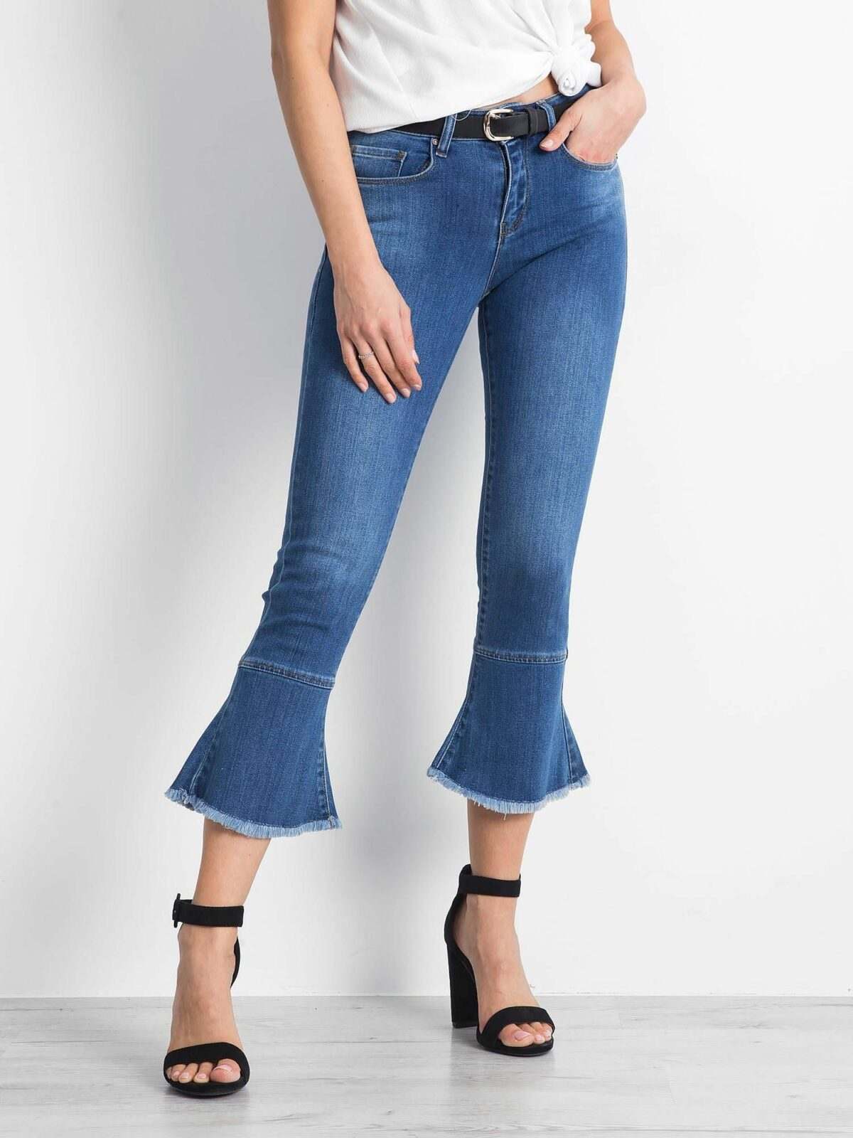 Symbolické modré džíny