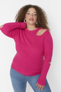 Trendyol Curve Fuchsia Cut Out Detailed Crew