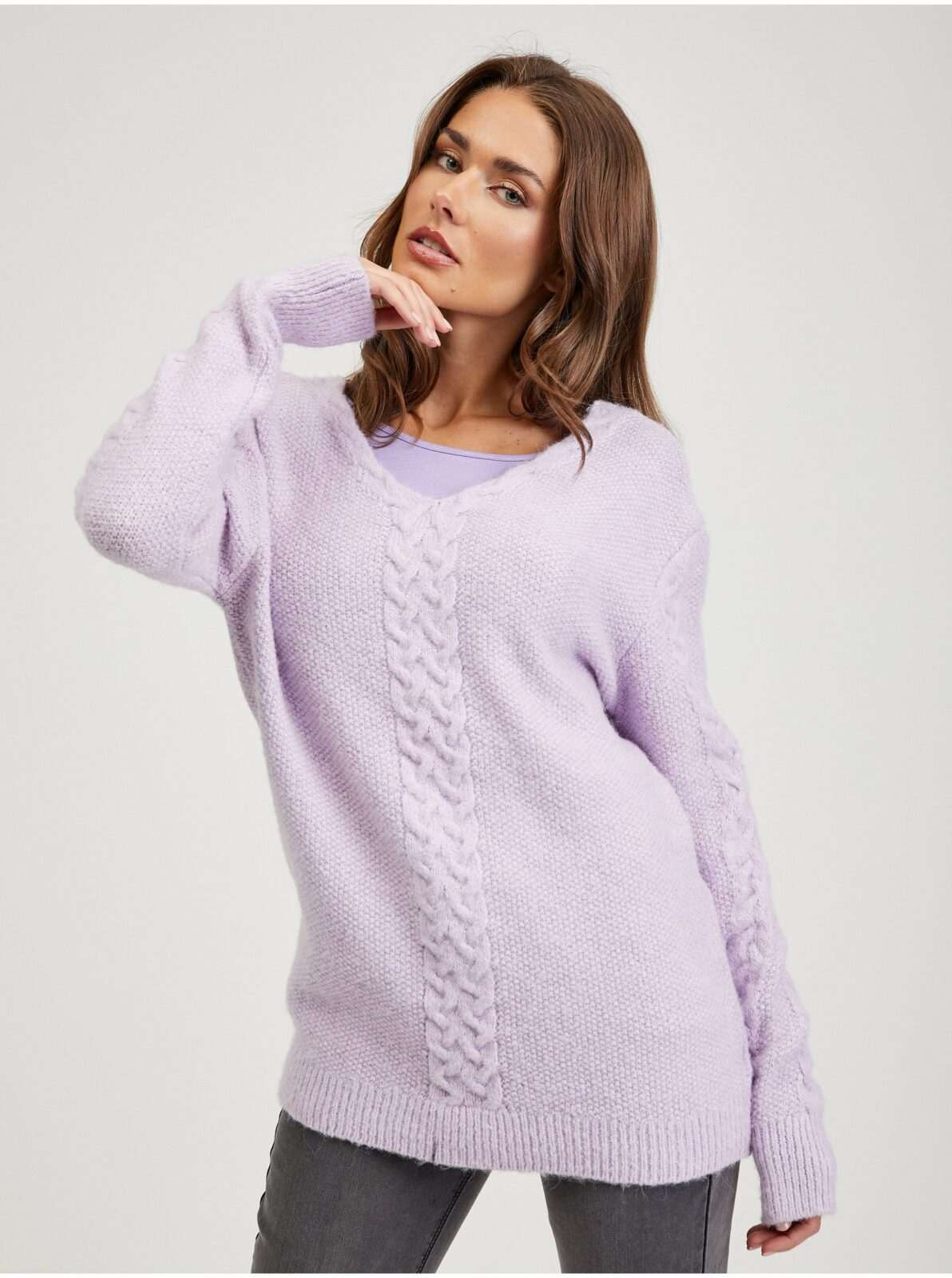 Světle fialový dámský oversize svetr