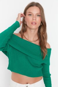 Trendyol Green Carmen Collar Crop