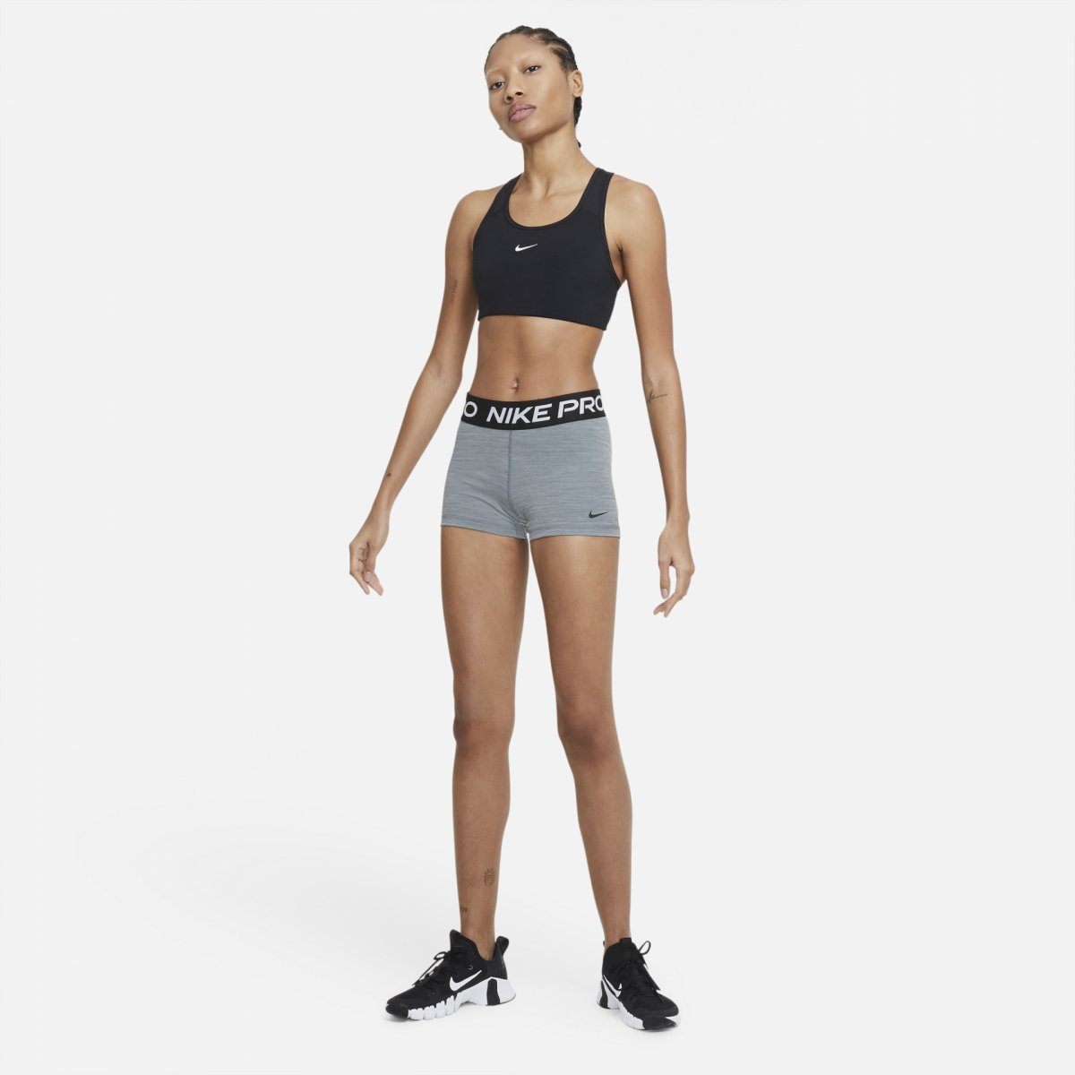 Nike Woman's Shorts Pro