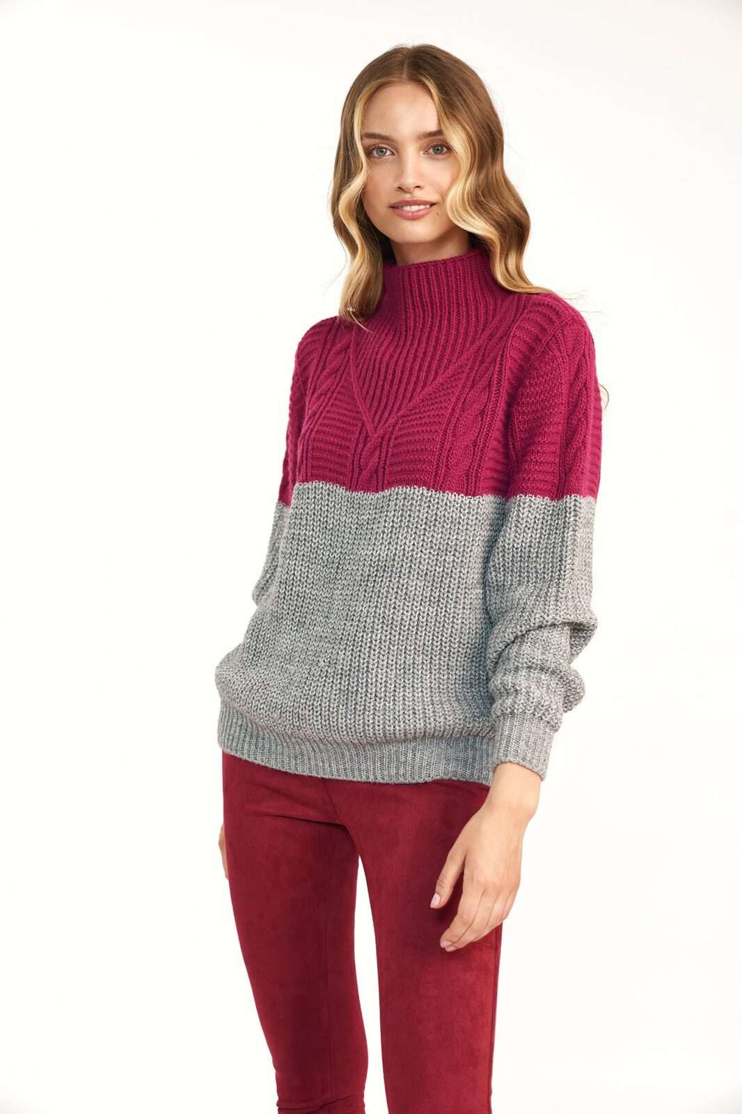 Nife Woman's Sweater