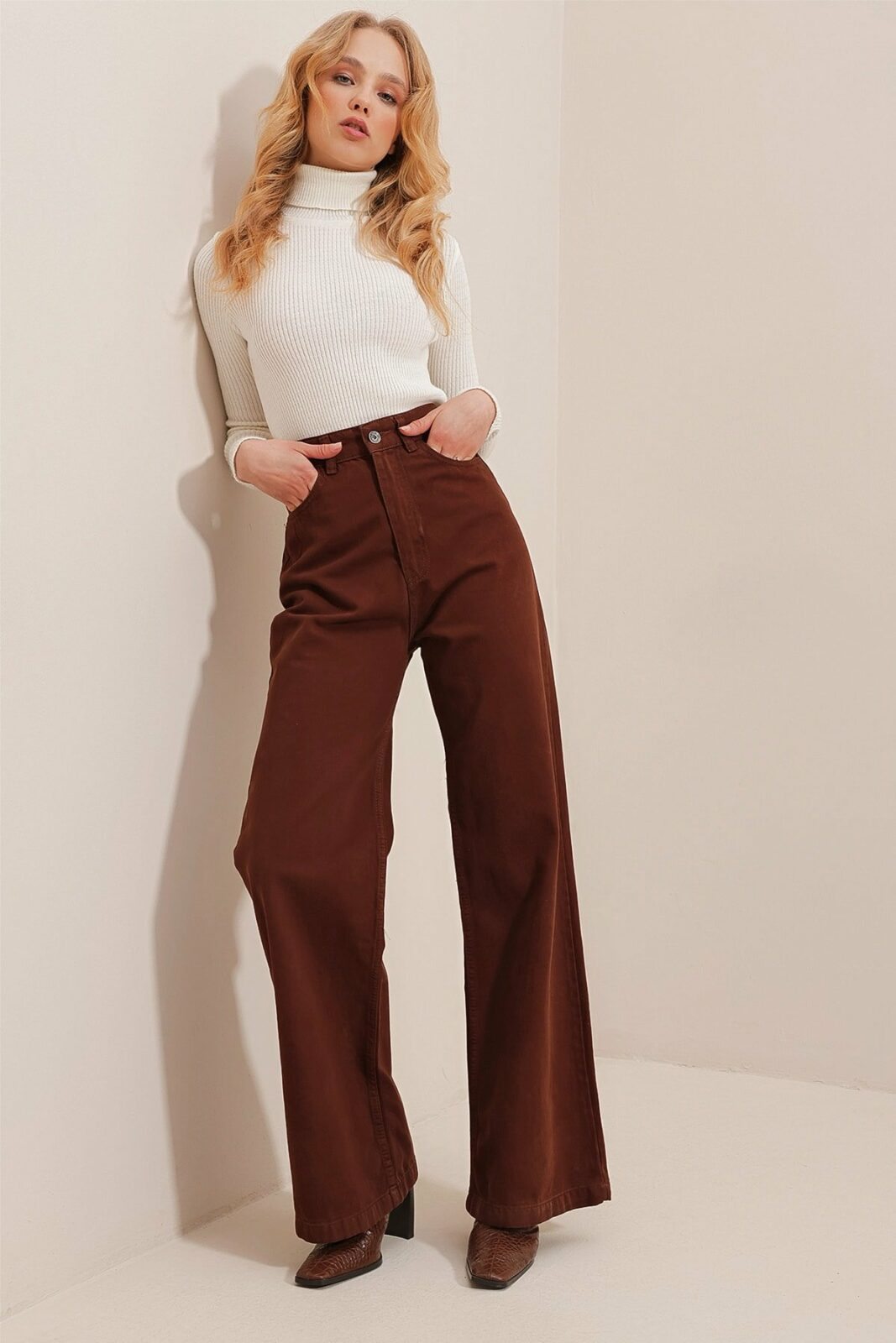 Trend Alaçatı Stili Jeans - Brown