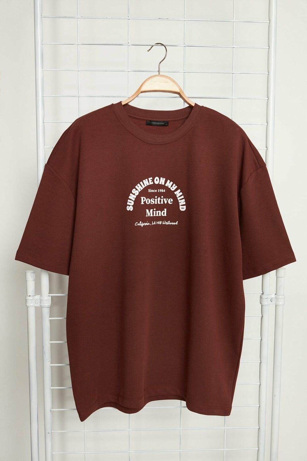 Trendyol T-Shirt - Brown